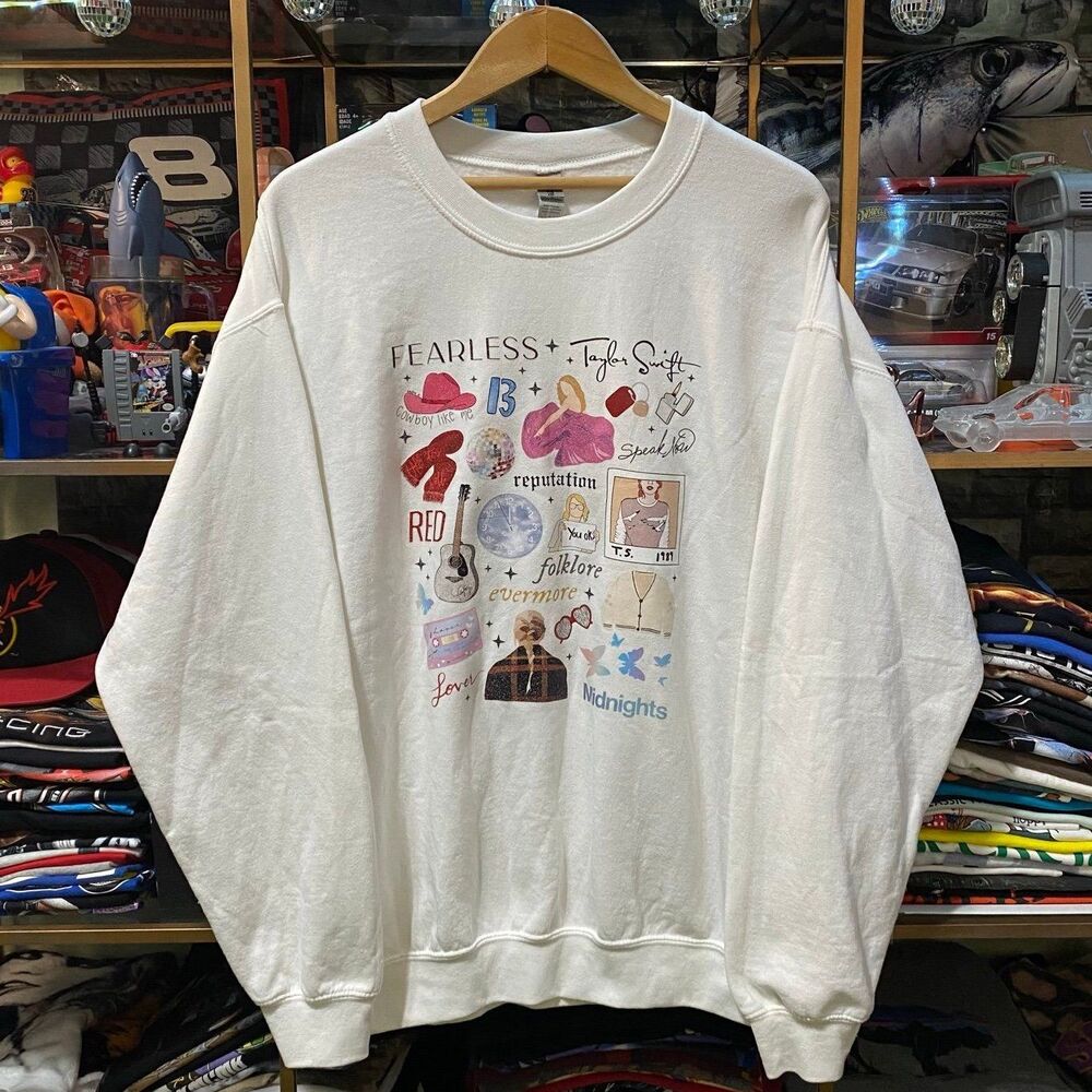 Taylor Swift Eras Graphic Crewneck Sweatshirt Large White Eras Collage Gildan